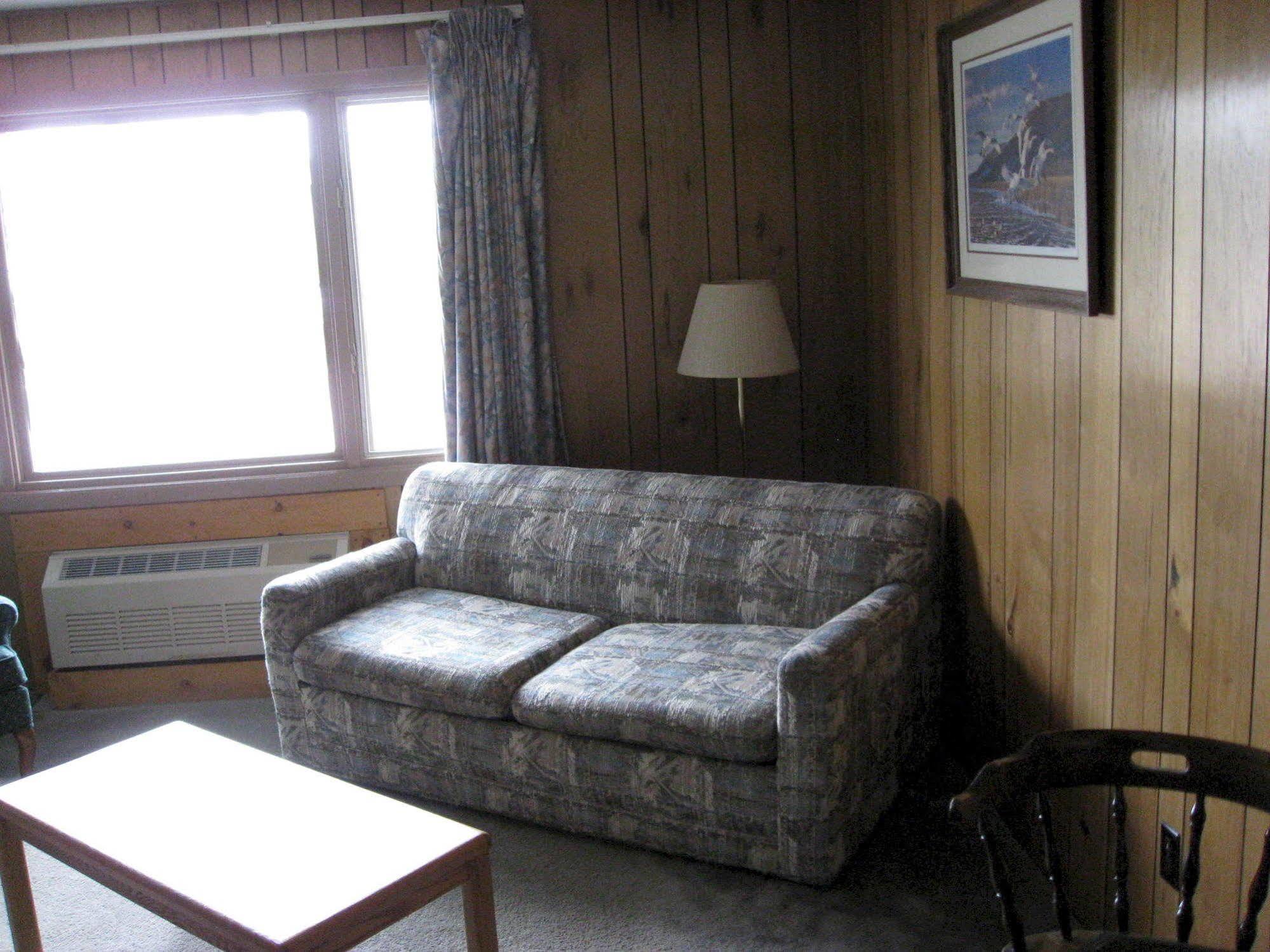 Oneida Village Inn Three Lakes Екстериор снимка